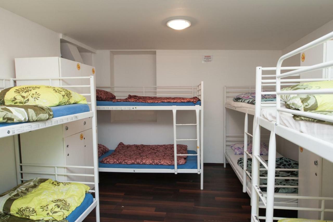 Backpacker Hostel Prague Extérieur photo